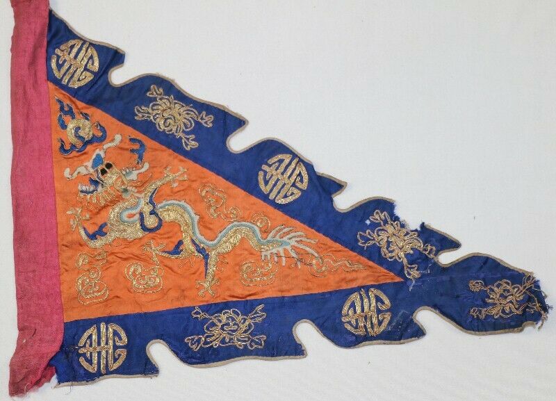 Chinese Old Hand Two Sided Embroidered Embroidery Dragon Banner Flag